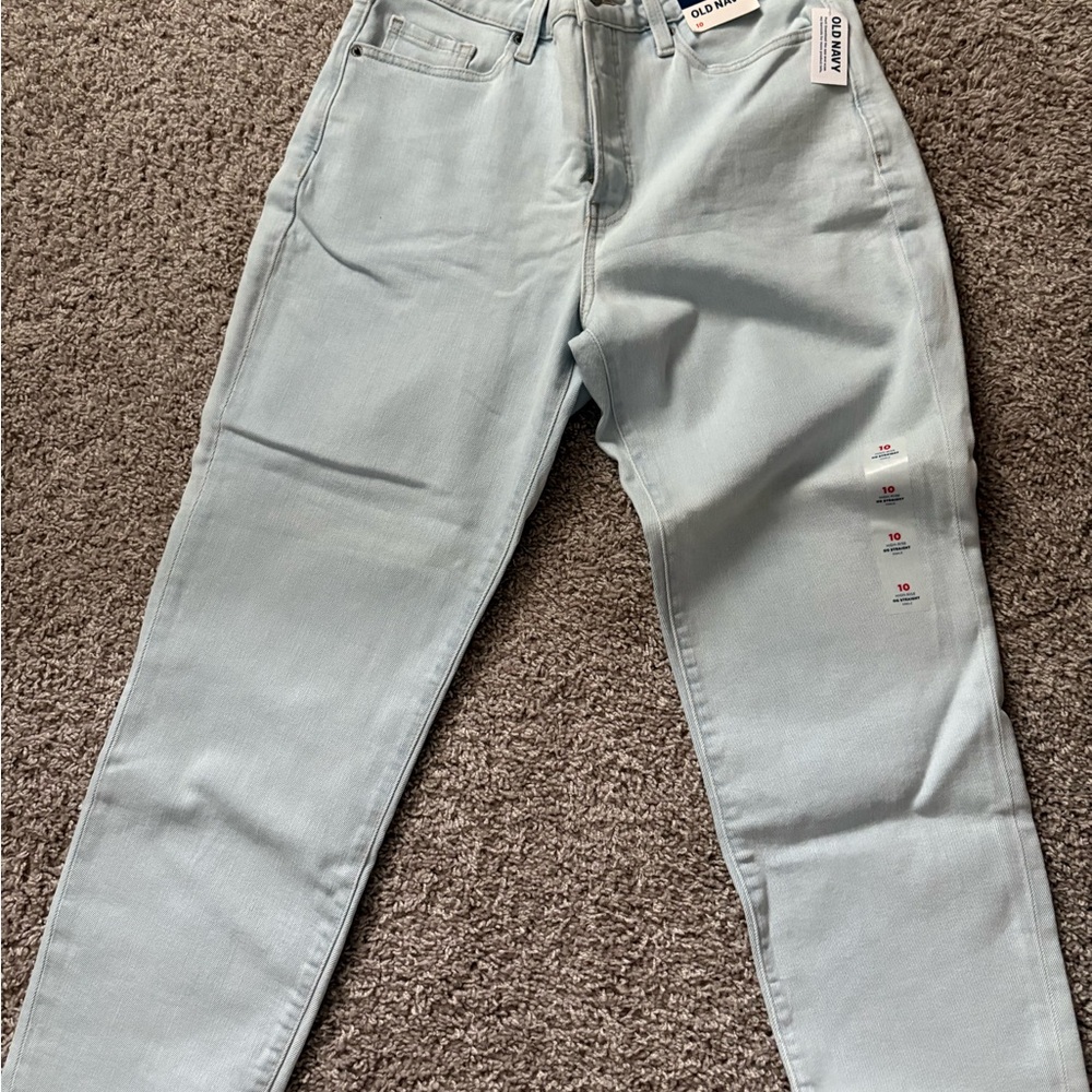 Old Navy Light Blue Straight-Leg Women’s Jeans